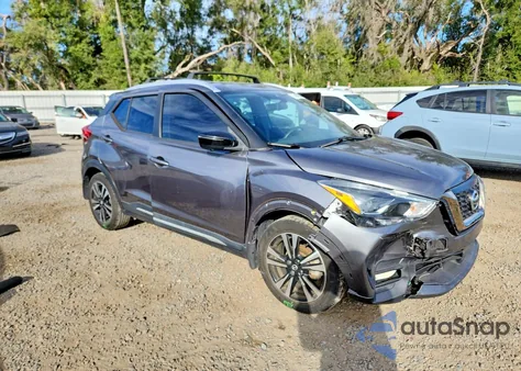 2020 Nissan Kicks Sr from USA, damaged, VIN 3N1CP5DV7LL521870